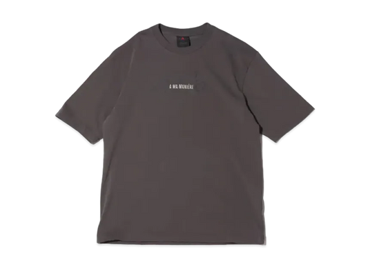 A MA MANIERE × JORDAN Tee "Midnight Fog/Light Cream"