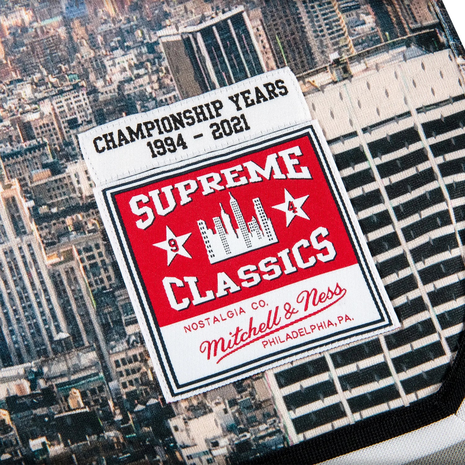 Supreme / Mitchell & Ness® Basketball Short "Multi"
